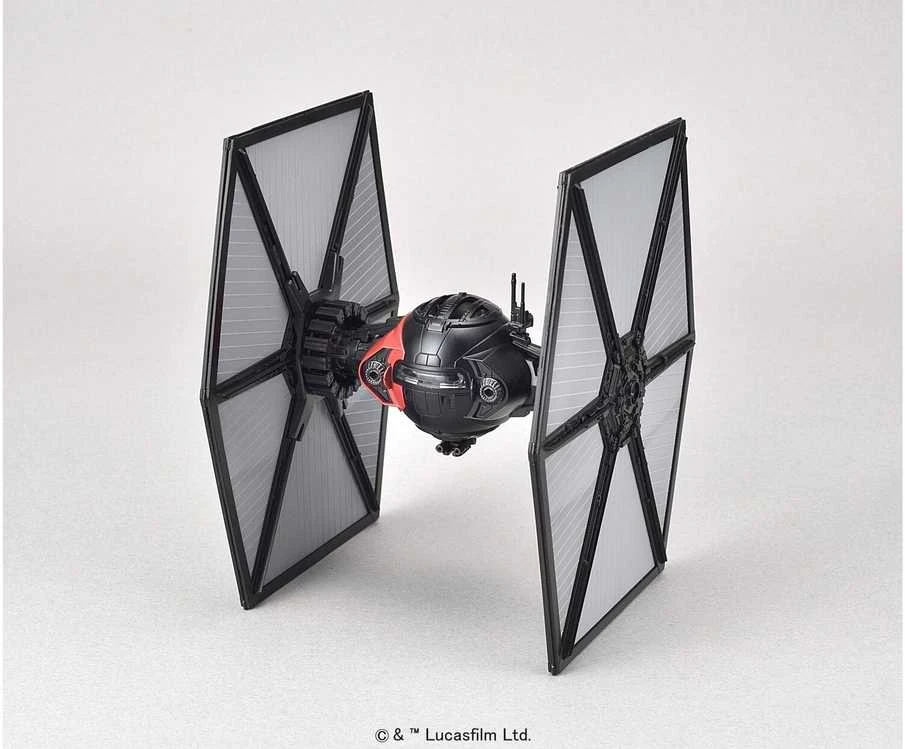 Revell Star Wars Pirmojo Ordino Specialiųjų pajėgų TIE naikintuvas 1/72