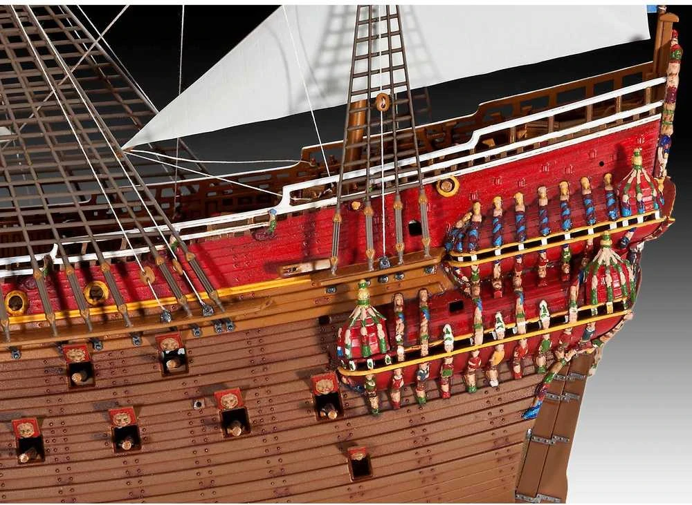 Revell Vasa – Švedijos karališkasis karo burlaivis 1:150, surenkamas