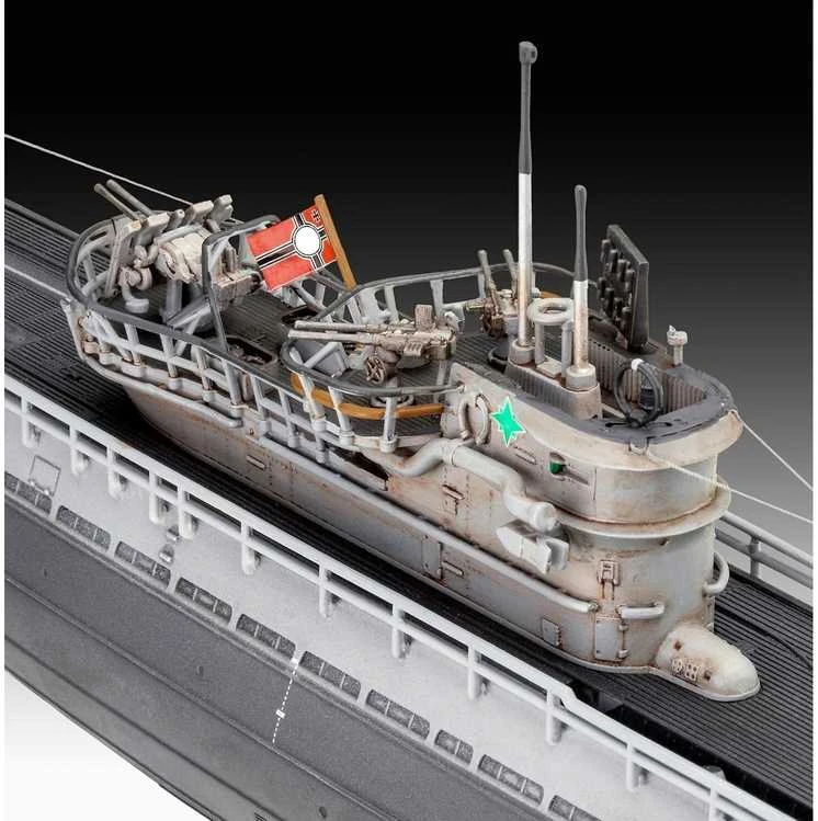 Revell – Vokietijos povandeninis laivas Type IX C/40 (U190), 1/144, 05167