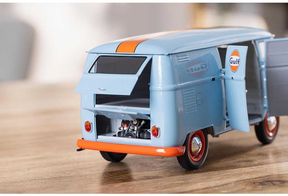 Revell Volkswagen T1 Gulf furgonas 1:24 surinkimo dovanų rinkinys