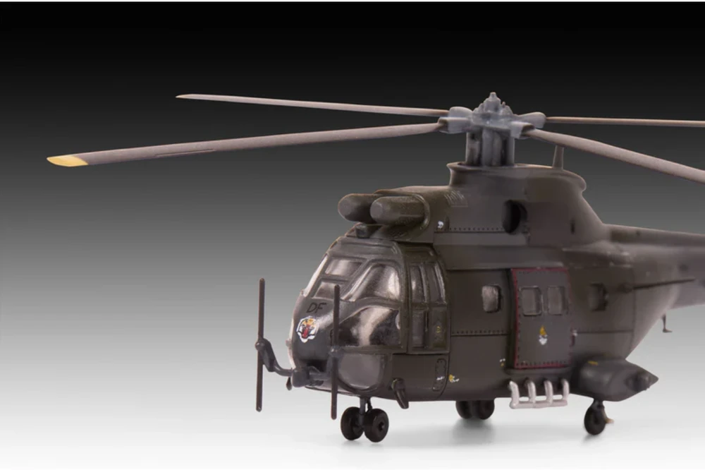 Revell Westland Puma HC.1 sraigtasparnio modelis 1/144, vaikams nuo 12