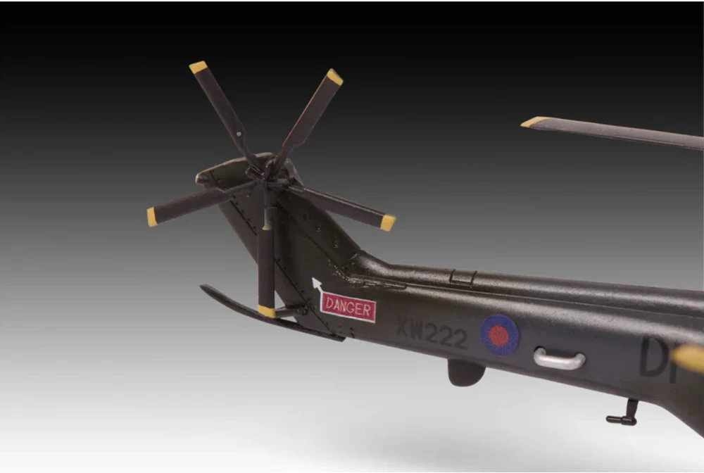 Revell Westland Puma HC.1 sraigtasparnio modelis 1/144, vaikams nuo 12