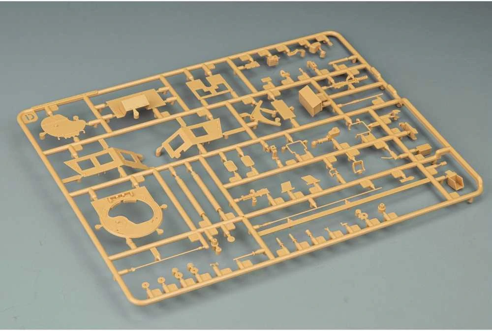 RFM JLTV taktinio visureigio surenkamas modelis 1/35 Rye Field