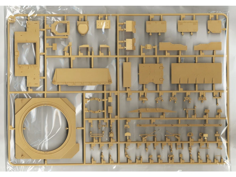 RFM M109A7 Paladin savaeigė haubica 1/35 surenkamas plastiko rinkinys