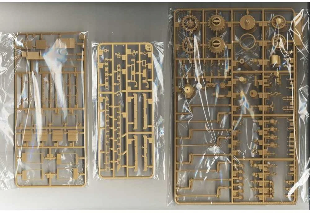 RFM Rye Field 1/35 Tiger I ankstyvas plastikinis tanko modelis su interjeru