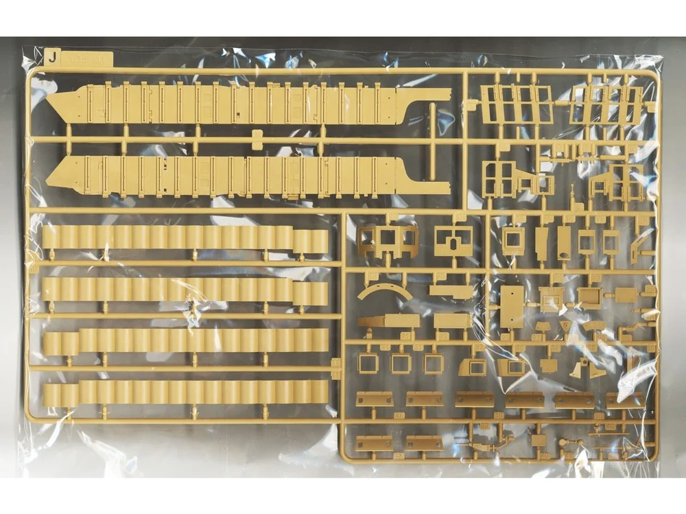 RFM Rye Field Model M1A1 Abrams Ukrainos atnaujinta versija 1/35, darbiniai vikšrai