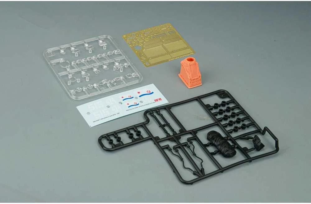 RFM Rye Field T-55A tanko 1981 1/35 rinkinys su judančiais vikšrais