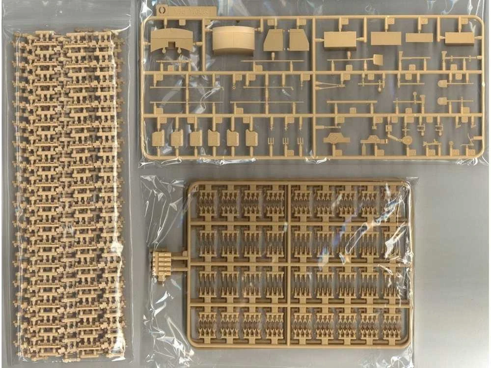 RFM Rye Field Tiger I Early Kurskas 1943 1/35 surenkamas plastikinis modelis