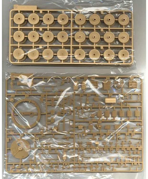 RFM Rye Field Tiger I Early Kurskas 1943 1/35 surenkamas plastikinis modelis