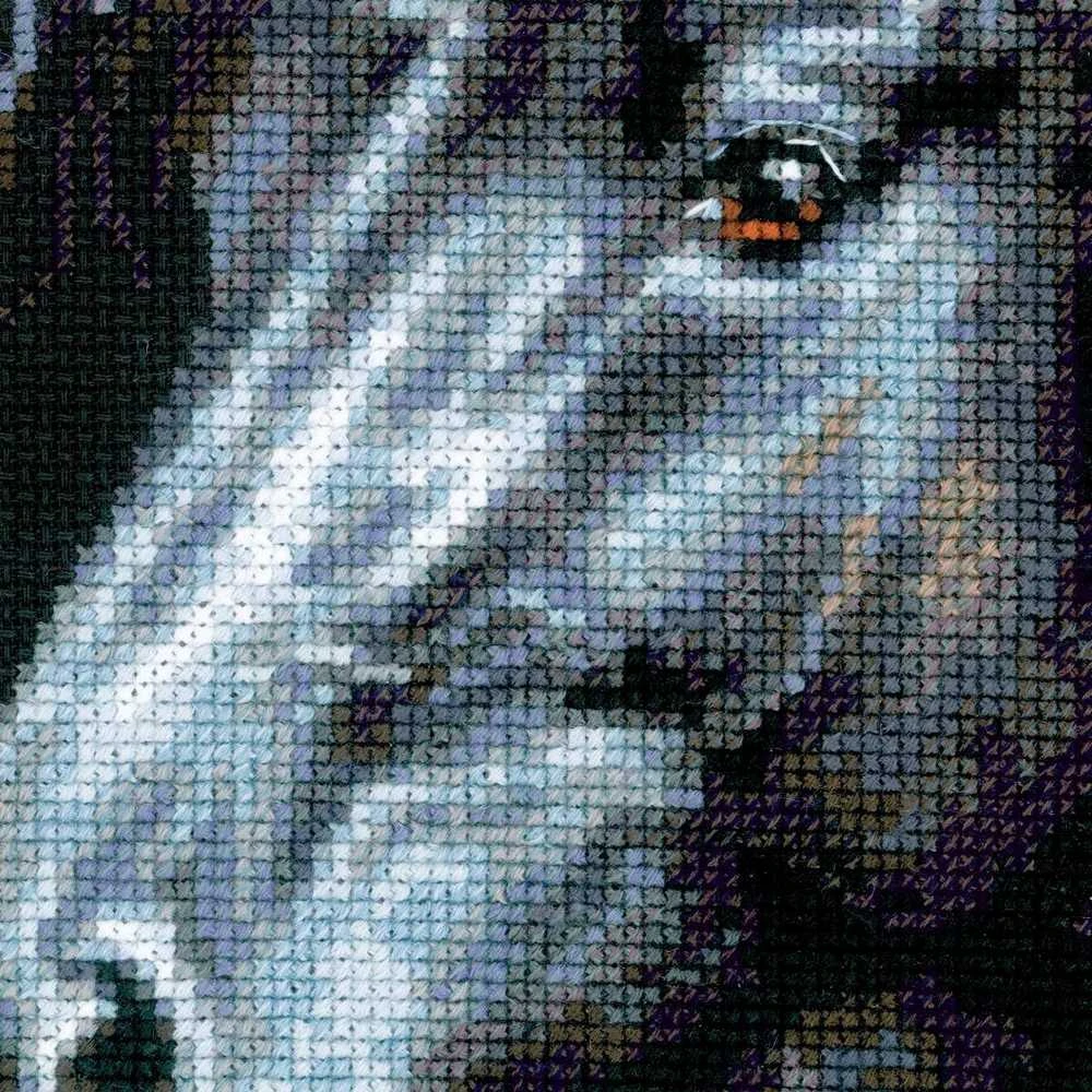 Riolis Breeze Through Mane 1494