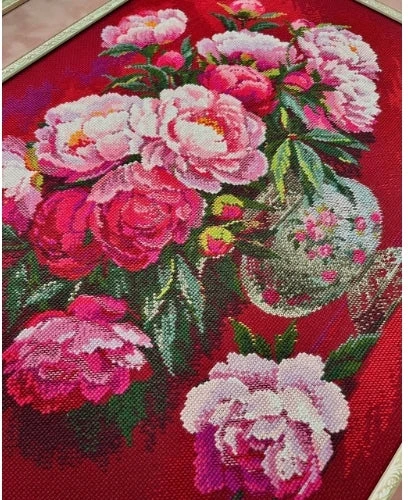 Riolis Siuvinėjimo kryželiu rinkinys „Prabangūs bijūnai“ 50 x 40 cm