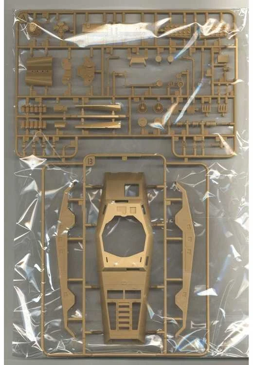Rye Field 1/35 Sd.Kfz. 234/3 žvalgybinis šarvuotis 7,5 cm Stummel RFM-5134