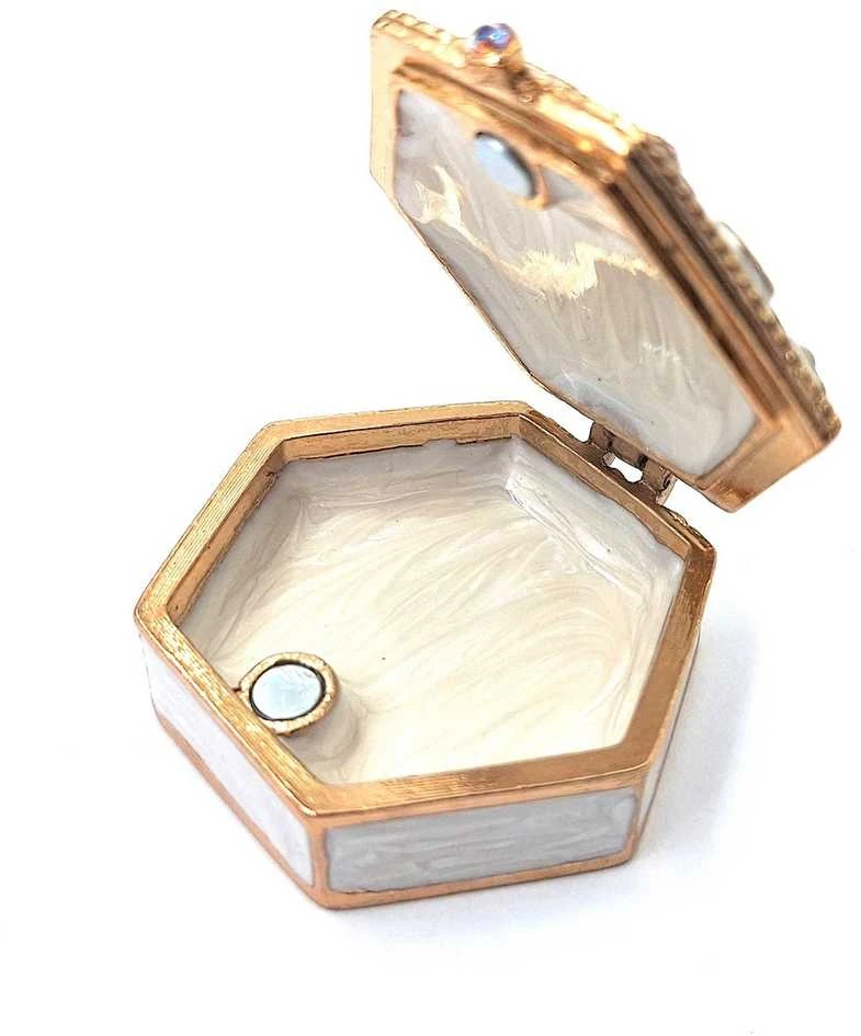 SIAM FASHION JEWELRY CO., LTD. Prabangi mini balta–aukso metalinė papuošalų dėžutė su kristalais – dovana