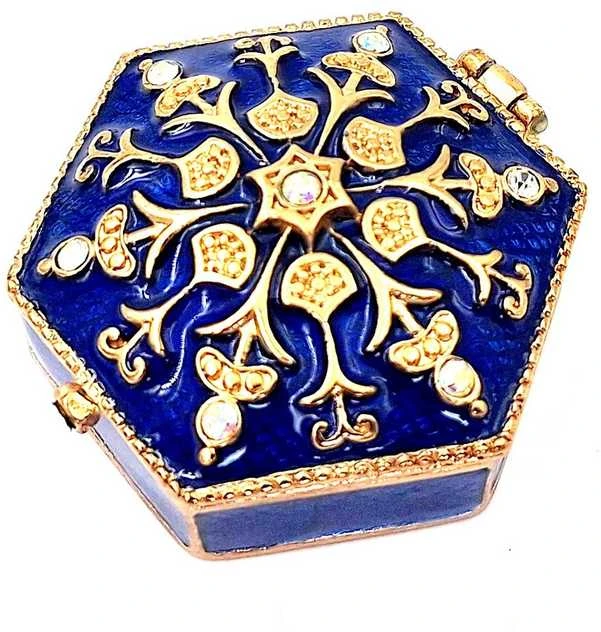 SIAM FASHION JEWELRY CO., LTD. Prabangi mėlyna–auksinė metalinė mini papuošalų dėžutė su kristalais