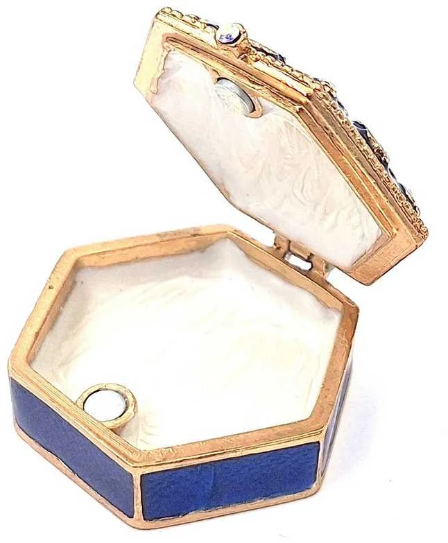 SIAM FASHION JEWELRY CO., LTD. Prabangi mėlyna–auksinė metalinė mini papuošalų dėžutė su kristalais