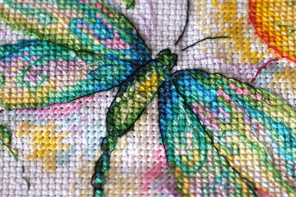 Abris Art Siuvinėjimo kryželiu rinkinys „Spalvų magija“, 14 ct, 38 spalvų, 25×23 cm