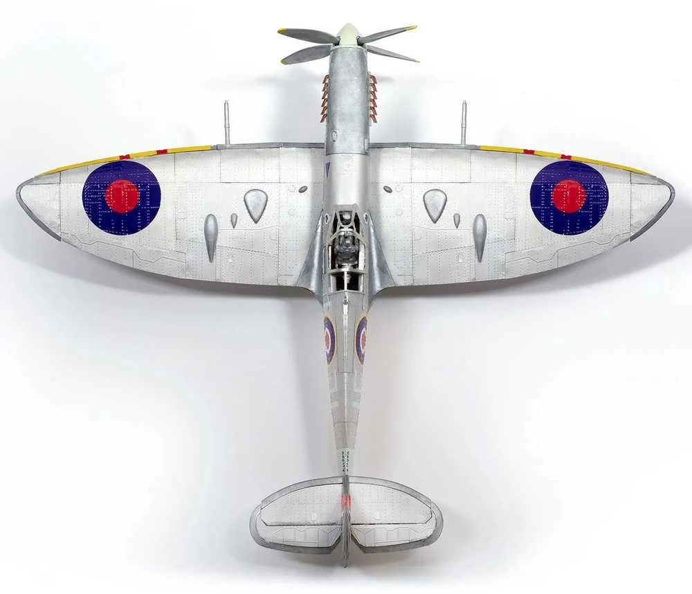 Supermarine Spitfire Mk IXc EN398 – 1:24 kolekcinis PREMIUM lėktuvo modelis (OcCre)