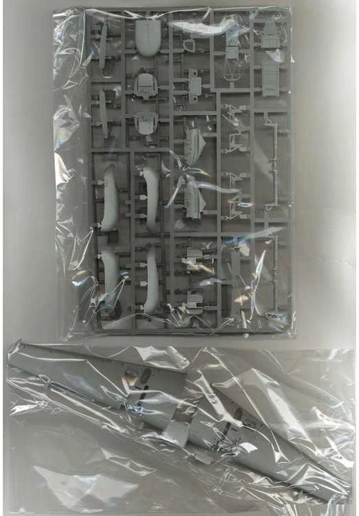 Takom Henschel Hs 129 B-2 lėktuvo modelis 1/48 su interjeru