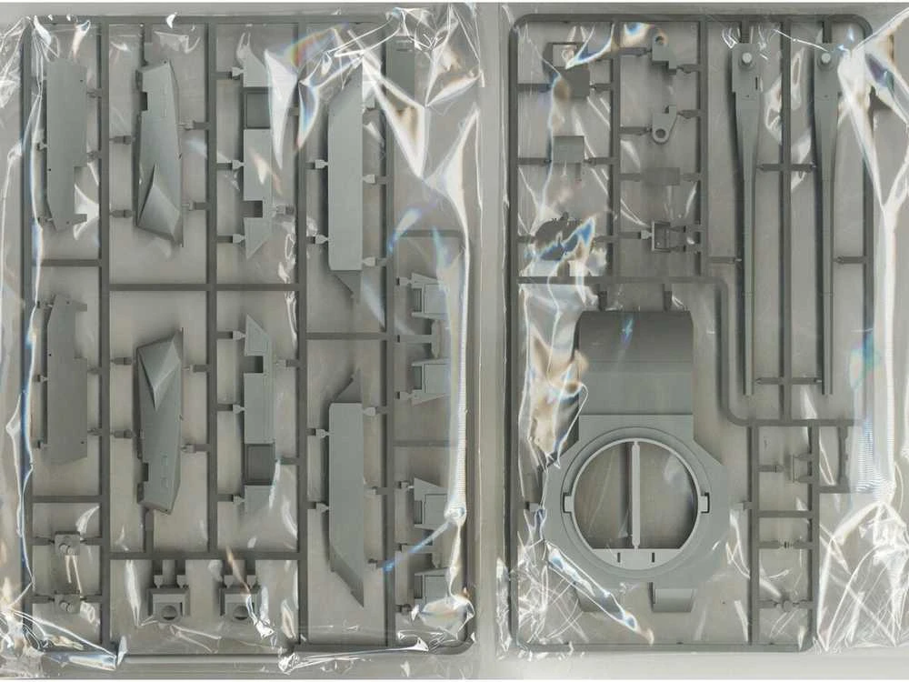 Takom PLA ZTZ-100 su ZRY-222 „Robot Wolves“ 1/35 plastikinis modelis