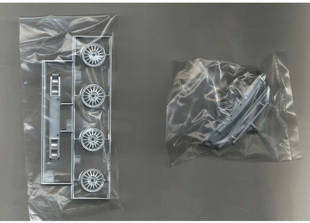 Tamiya Audi Quattro 1/24 plastikinis surenkamas automobilio modelis