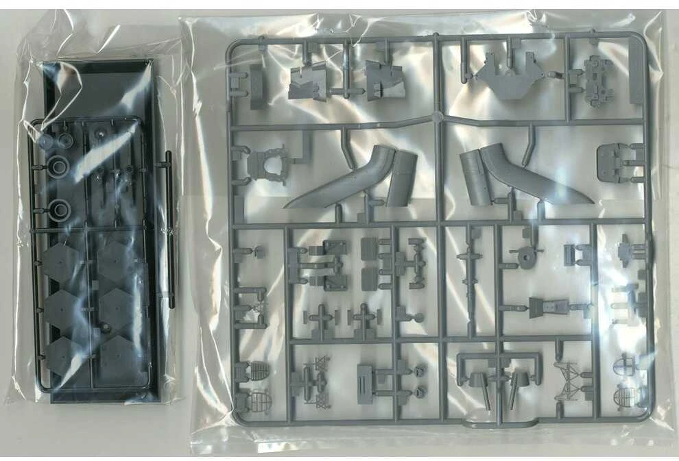 Tamiya Chikuma japonų sunkusis kreiseris 1/350 plastikinis modelis 78027