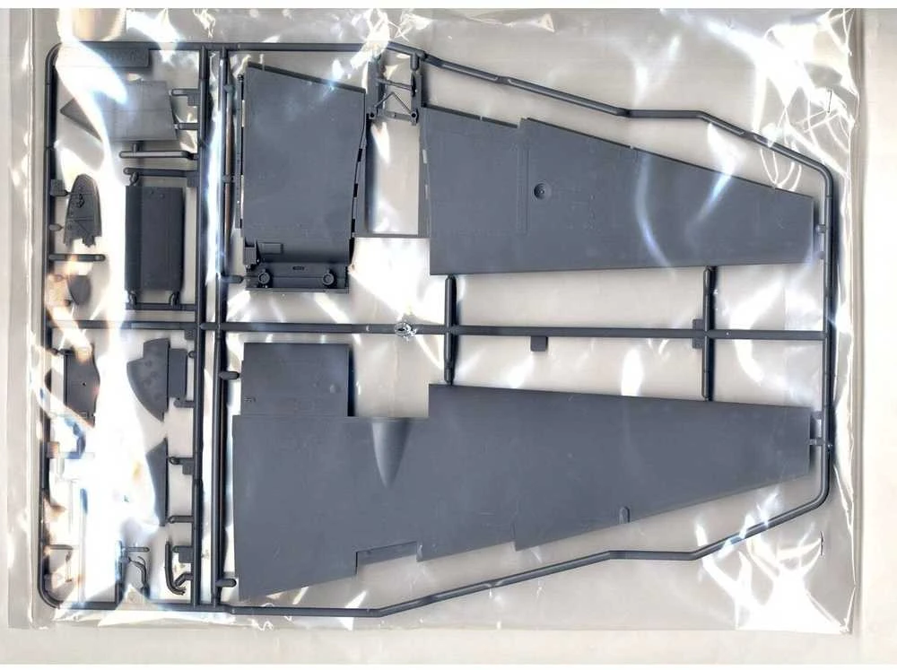 Tamiya De Havilland Mosquito FB Mk.VI 1/32 plastikinis lėktuvo modelis (60326)