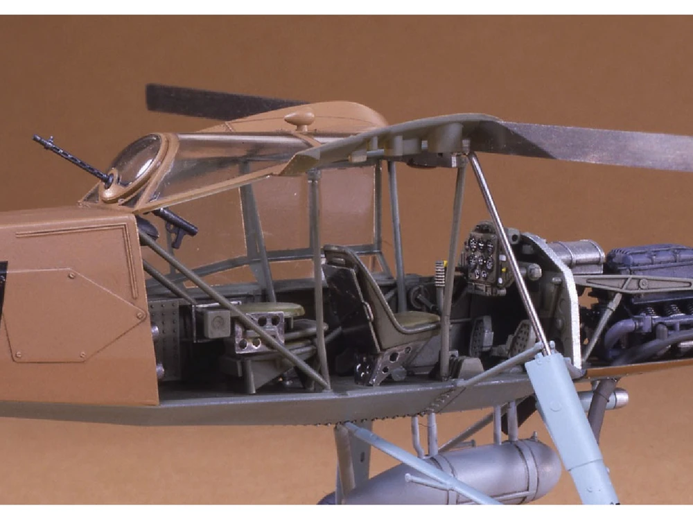 Tamiya Fieseler Fi 156C Storch 1/48 – plastikinis surinkimo rinkinys (61100)