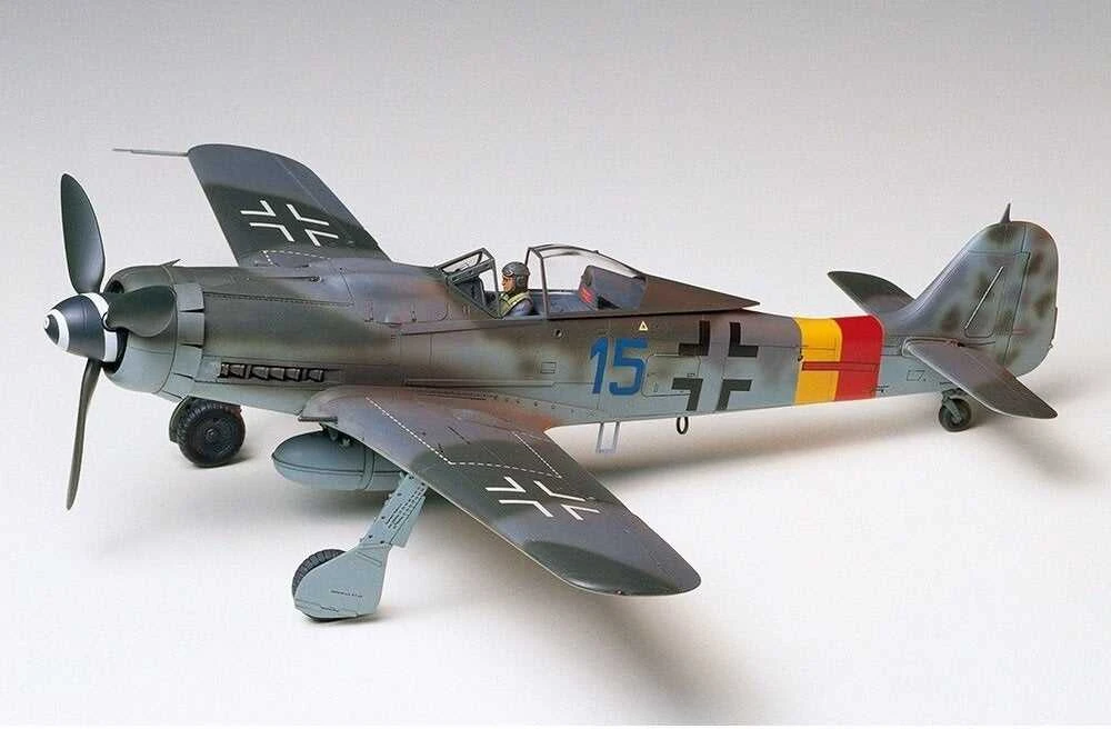 Tamiya Focke-Wulf Fw190 D-9 1/48 plastikinis lėktuvo rinkinys