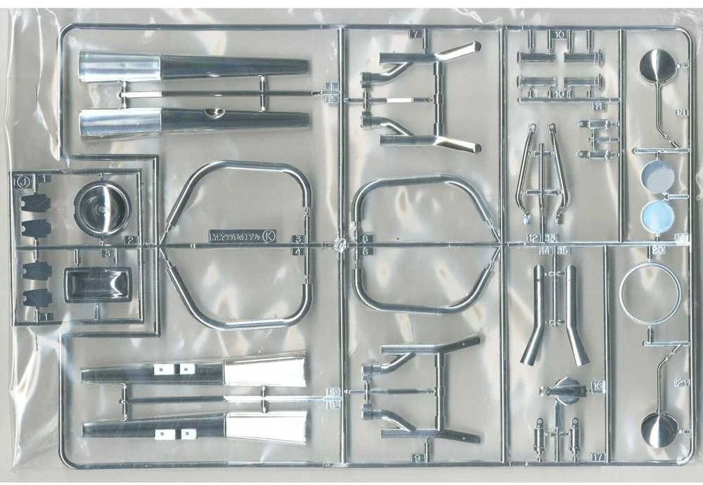 Tamiya Honda CB750F 1980 1:6 plastikinis surenkamas motociklo modelis 16020
