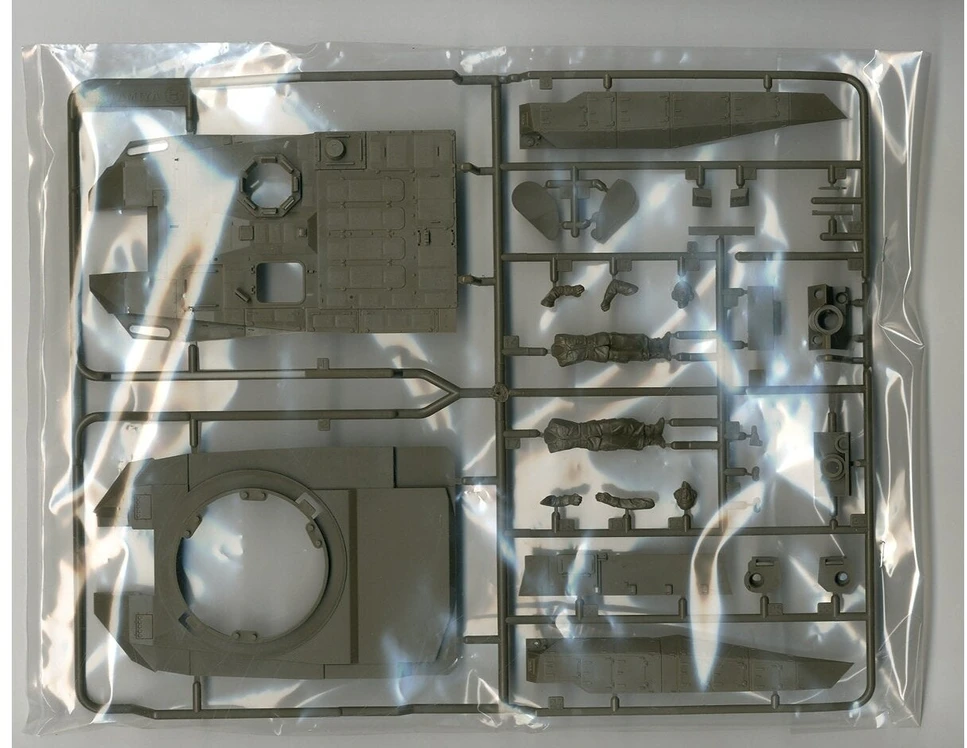Tamiya Japonijos Type 10 tanko modelis 1/35, plastikinis rinkinys