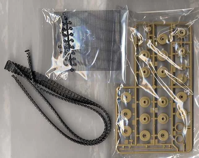 Tamiya JAV M1A1 Abrams tankas 1/35 – plastikinis modelis