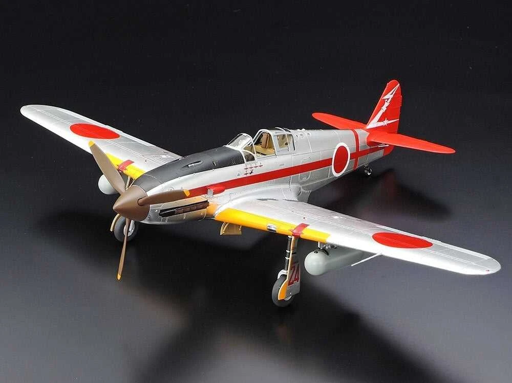 Tamiya Kawasaki Ki-61 Hien 1/48 sidabrinė danga + kamufliažo lipdukai