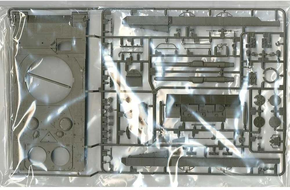 Tamiya – pagrindinis mūšio tankas „Leopard 2A6“, 1/35, 35271