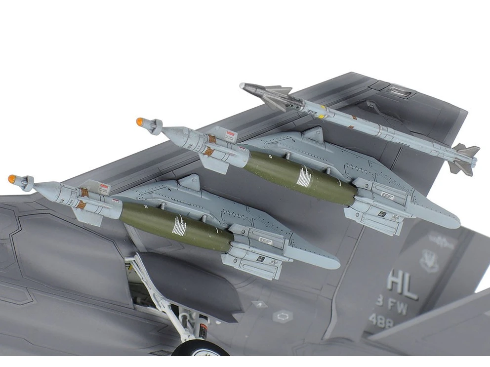 Tamiya Lockheed Martin F-35A Lightning II 1/72 plastikinis lėktuvo modelis
