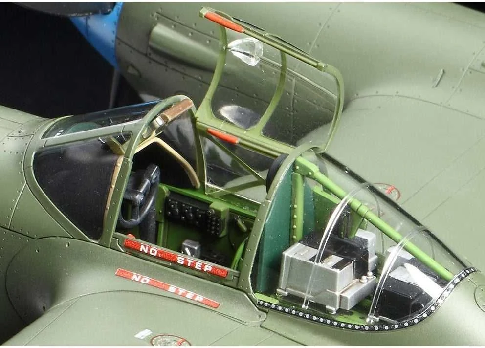 Tamiya – Lockheed P-38 F/G Lightning, 1/48, 61120