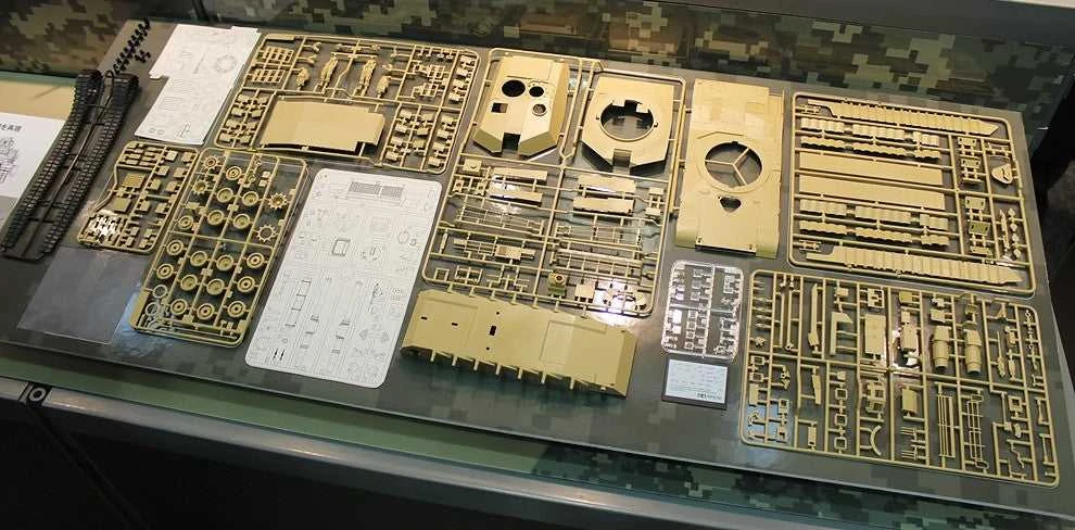 Tamiya M1A2 SEP Abrams TUSK II tanko modelis 1/35