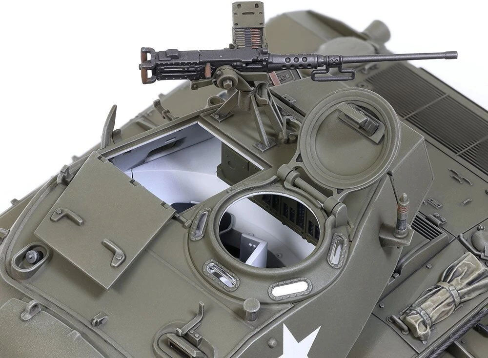 Tamiya M24 Chaffee JAV lengvojo tanko modelis 1/35 (Europa)