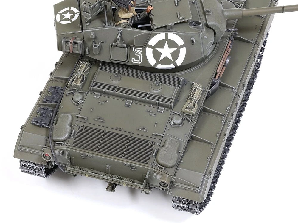 Tamiya M24 Chaffee JAV lengvojo tanko modelis 1/35 (Europa)