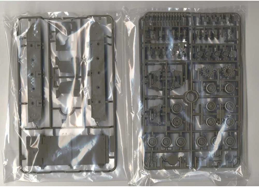 Tamiya M4A3E8 Sherman Easy Eight 1/35 plastikinis surinkimo rinkinys 35346