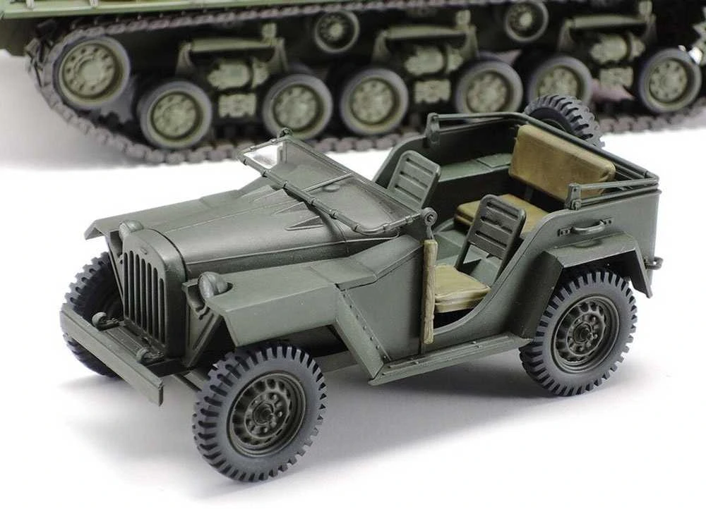 Tamiya M4A3E8 Sherman Easy Eight 1/35 tanko modelis (Korėjos karas)