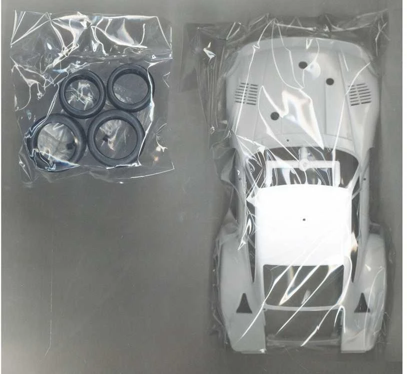 Tamiya Martini Porsche 935 Turbo 1/20 plastikinis surenkamas rinkinys