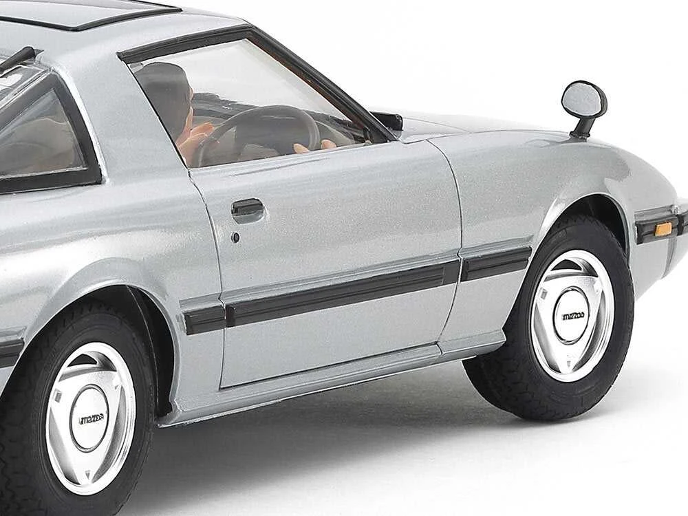 Tamiya Mazda Savanna RX-7 1/24 plastikinis surenkamas modelis