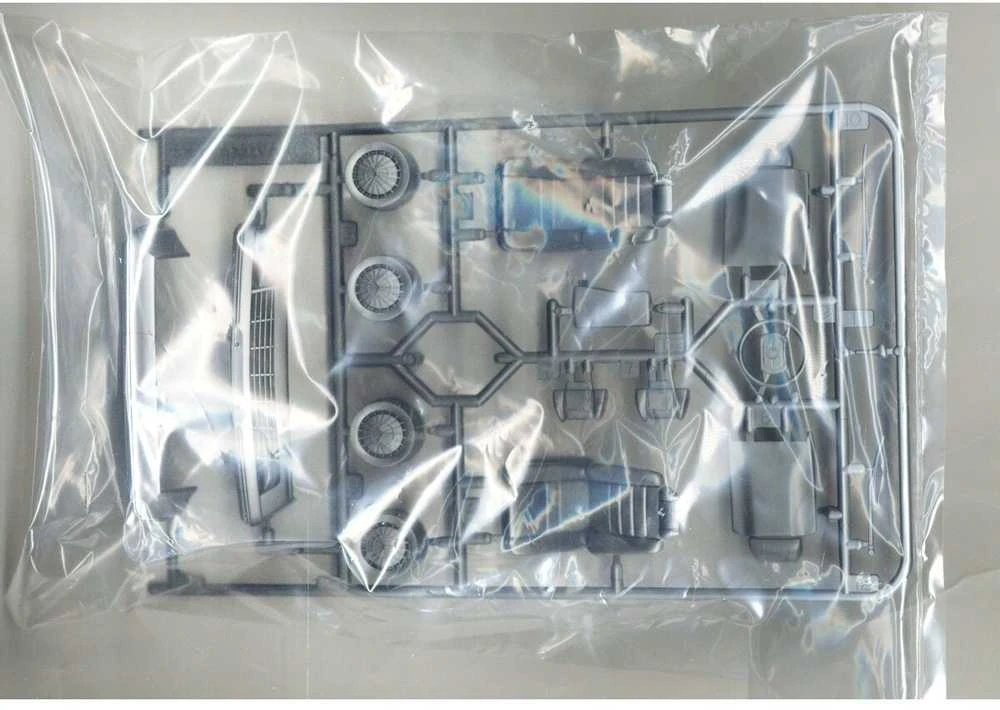 Tamiya Mercedes-Benz 500 SEC 1/24 plastikinis surinkimo rinkinys