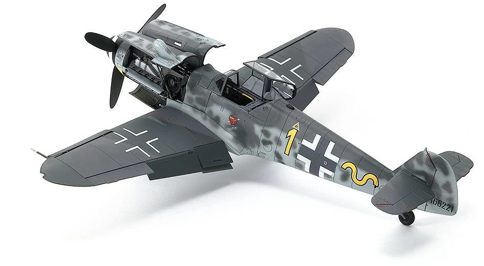 Tamiya Messerschmitt Bf109 G-6 vėlyvos gamybos 1/48 plastikinis modelis