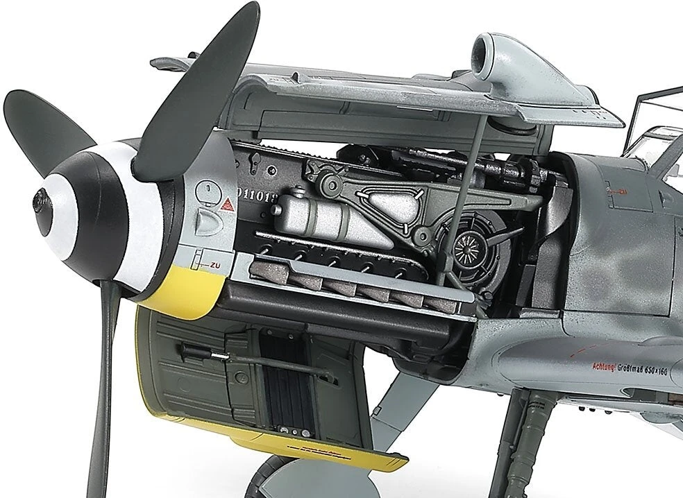 Tamiya Messerschmitt Bf109 G-6 vėlyvos gamybos 1/48 plastikinis modelis