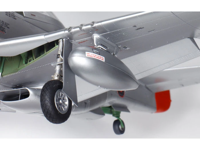Tamiya North American P-51D Mustang 1/32 plastikinis lėktuvo modelis
