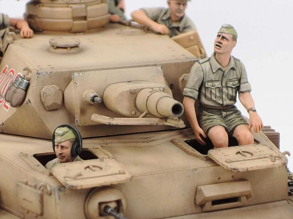 Tamiya Panzer IV Ausf F su motociklu, Šiaurės Afrika 1/35 rinkinys