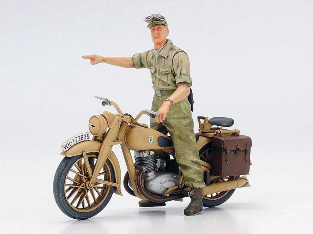 Tamiya Panzer IV Ausf F su motociklu, Šiaurės Afrika 1/35 rinkinys