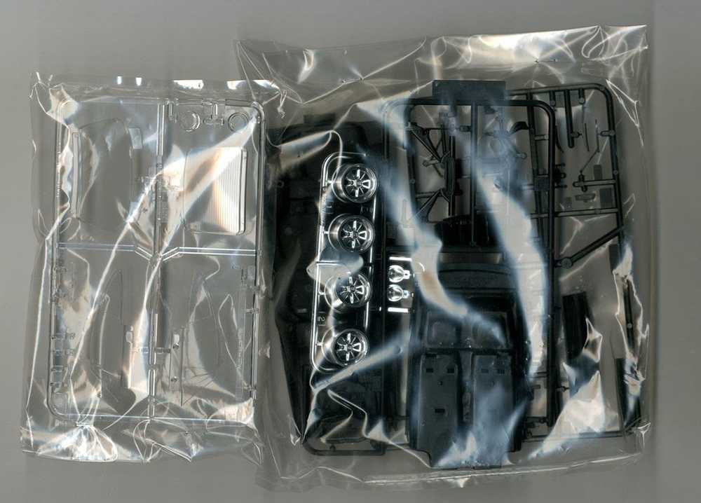Tamiya Porsche 911 Turbo 1988 1/24 plastikinis surenkamas modelis