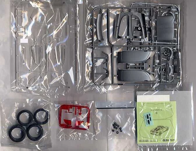Tamiya Porsche Carrera GT 1/24 plastikinis modelis 24275